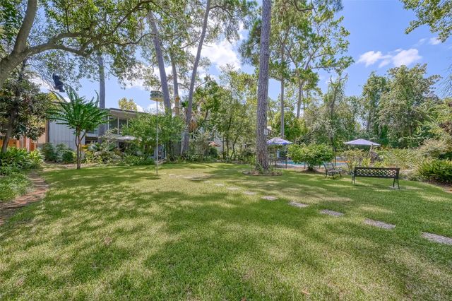 8211 Katy Freeway 19, Houston, TX 77024