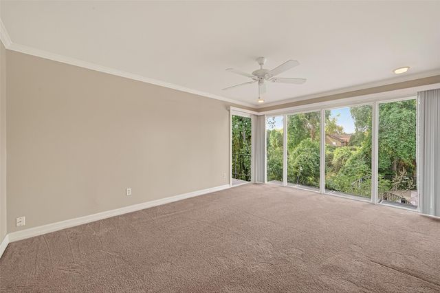 8211 Katy Freeway 19, Houston, TX 77024