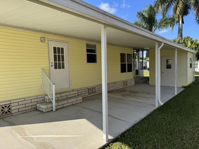 13984 Brazil Court, Fort Pierce, FL 34951