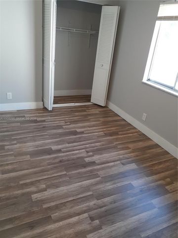 5842 NW 21st St 42-B, Lauderhill, FL 33313