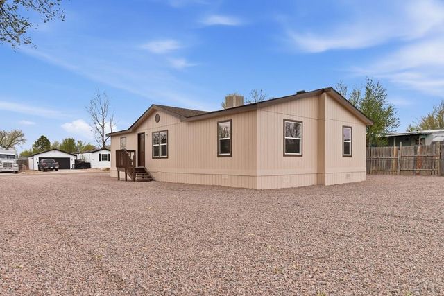 143 E Jerome Dr, Pueblo West, CO 81007