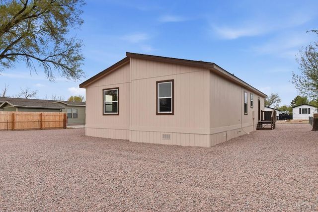 143 E Jerome Dr, Pueblo West, CO 81007