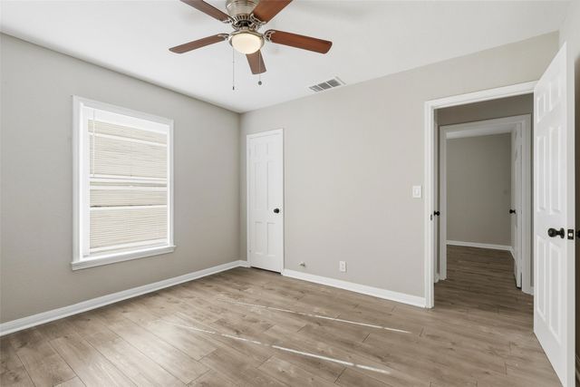 4816 Marks Place, Fort Worth, TX 76116