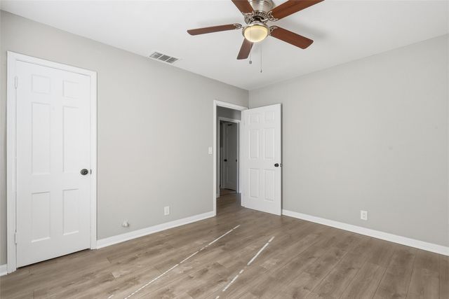 4816 Marks Place, Fort Worth, TX 76116