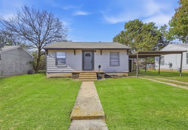 4816 Marks Place, Fort Worth, TX 76116