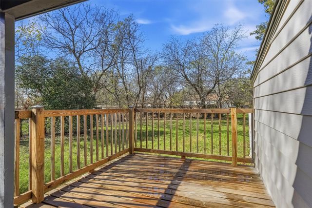 4816 Marks Place, Fort Worth, TX 76116