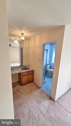 3256 KLOCKNER RD, Hamilton, NJ 08690