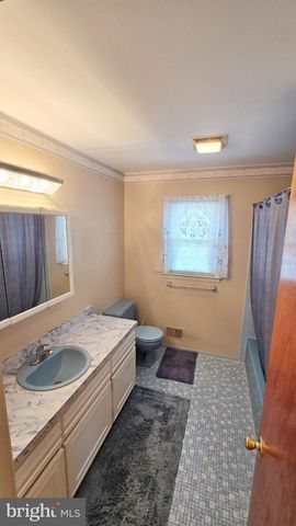 3256 KLOCKNER RD, Hamilton, NJ 08690