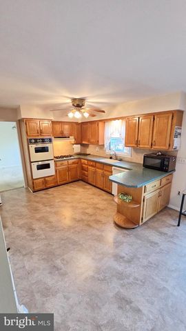 3256 KLOCKNER RD, Hamilton, NJ 08690