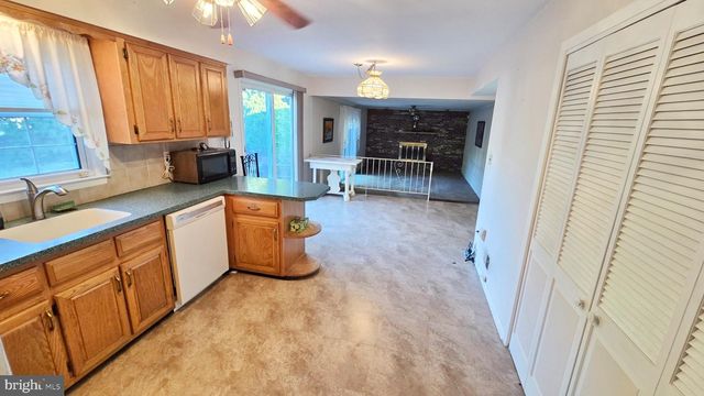 3256 KLOCKNER RD, Hamilton, NJ 08690