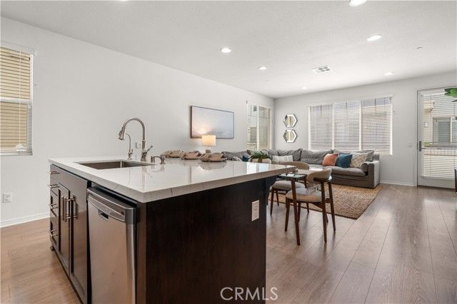 5560 Boardwalk 105, Hawthorne, CA 90250