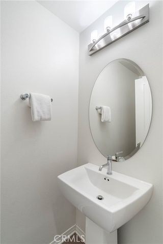 5560 Boardwalk 105, Hawthorne, CA 90250