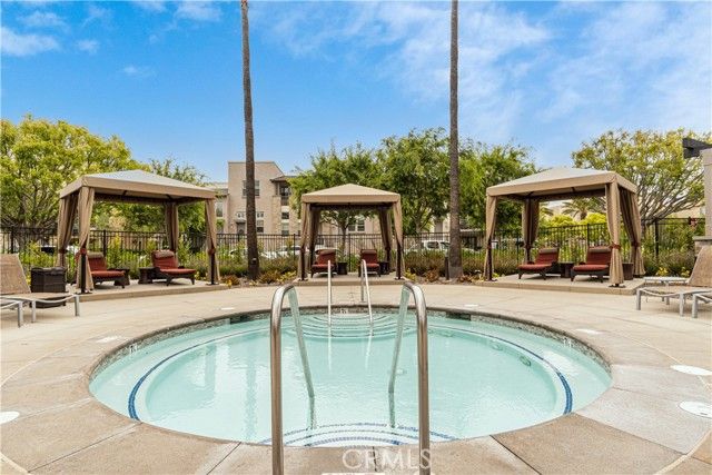 5560 Boardwalk 105, Hawthorne, CA 90250