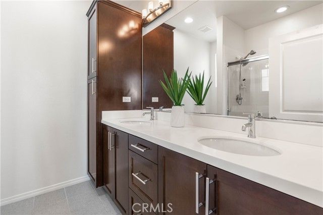 5560 Boardwalk 105, Hawthorne, CA 90250