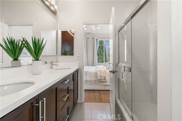 5560 Boardwalk 105, Hawthorne, CA 90250