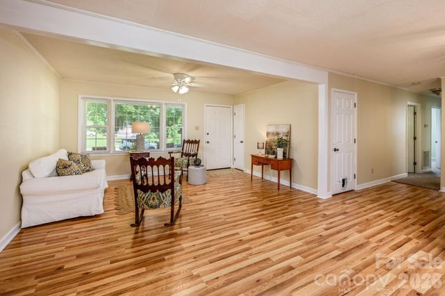 112 Persimmon Circle, Statesville, NC 28625