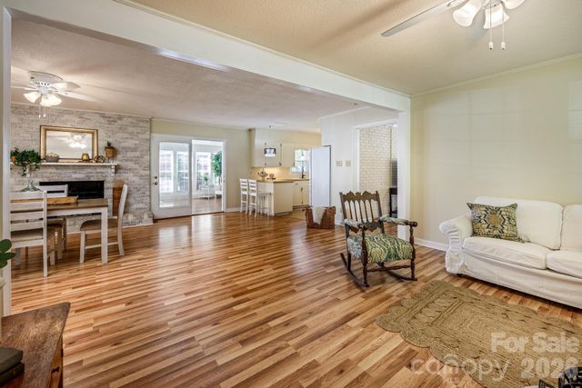 112 Persimmon Circle, Statesville, NC 28625