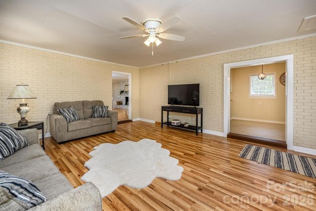 112 Persimmon Circle, Statesville, NC 28625