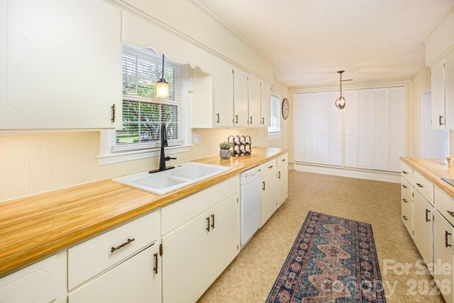 112 Persimmon Circle, Statesville, NC 28625
