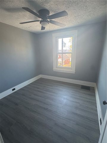 546 Ridge Ave, New Kensington, PA 15068