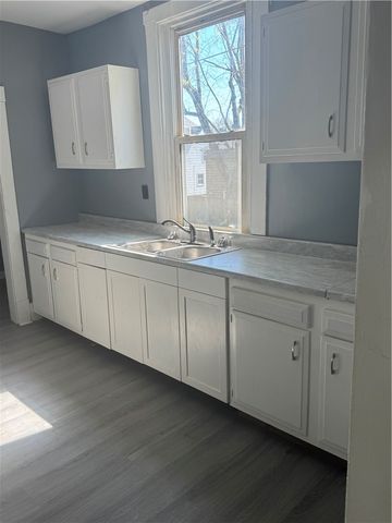546 Ridge Ave, New Kensington, PA 15068