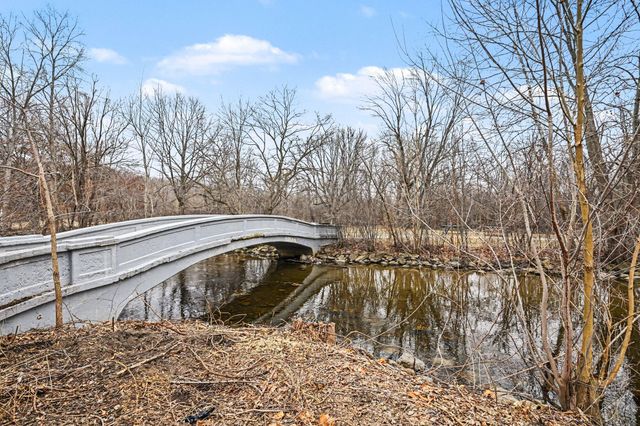 1245 Island Drive 202, Ann Arbor, MI 48105