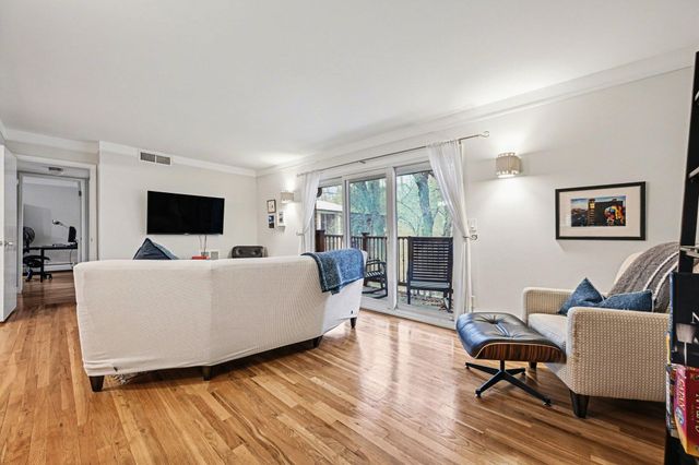 1245 Island Drive 202, Ann Arbor, MI 48105