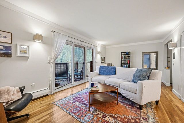 1245 Island Drive 202, Ann Arbor, MI 48105