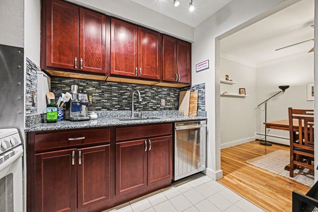 1245 Island Drive 202, Ann Arbor, MI 48105