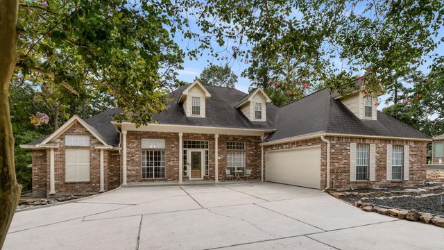 221 N Woodside Lane, Montgomery, TX 77356