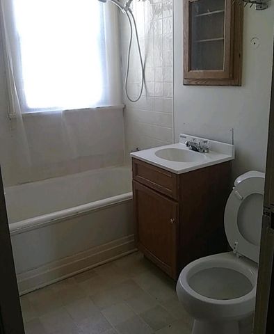 6017 N 37th STREET, Milwaukee, WI 53209