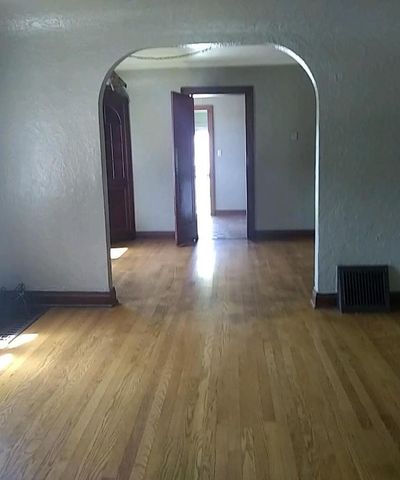 6017 N 37th STREET, Milwaukee, WI 53209