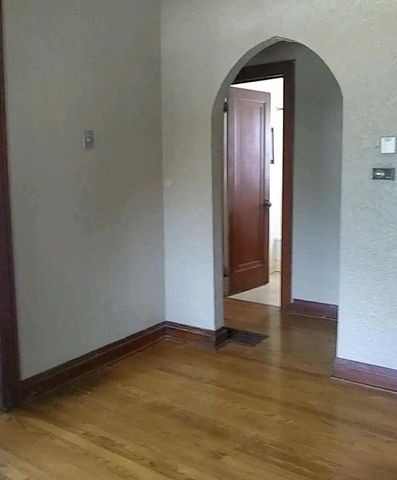 6017 N 37th STREET, Milwaukee, WI 53209