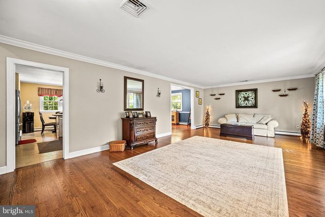 919 PENN VALLEY RD, Media, PA 19063