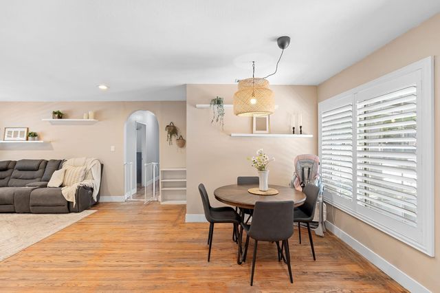 2813 Berkshire Way, Sacramento, CA 95864