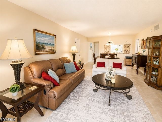 1453 Saddle Woode DR 5E, Fort Myers, FL 33919