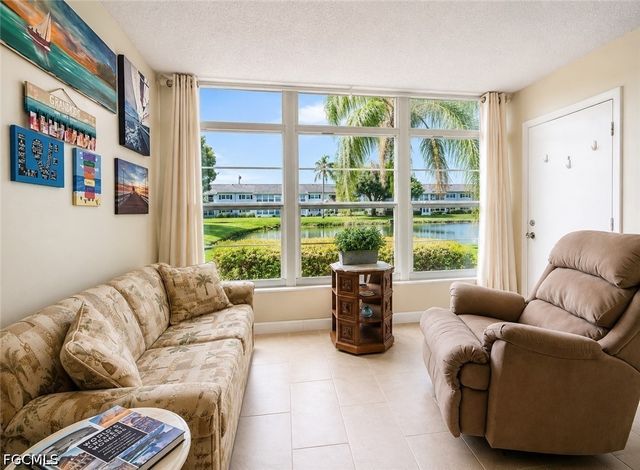 1453 Saddle Woode DR 5E, Fort Myers, FL 33919