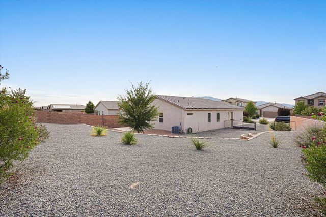 3250 Berkshire Road NE, Rio Rancho, NM 87144