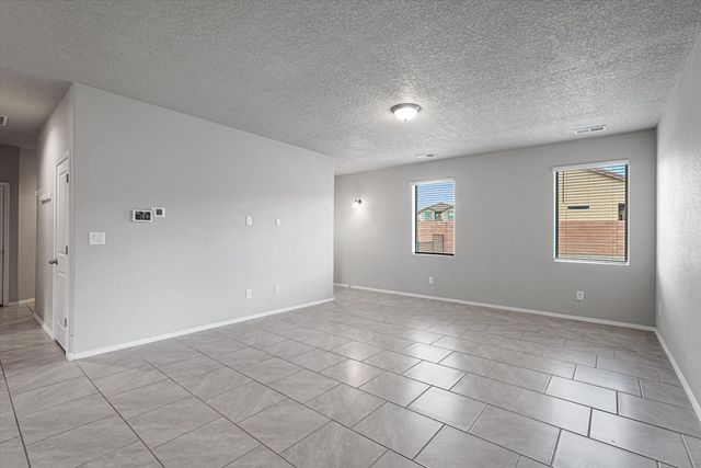 3250 Berkshire Road NE, Rio Rancho, NM 87144