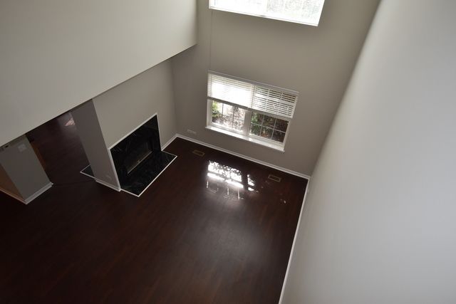 366 Town Place Circle 366, Buffalo Grove, IL 60089