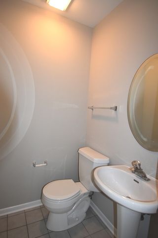 366 Town Place Circle 366, Buffalo Grove, IL 60089