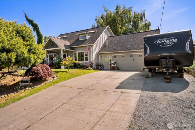 1106 N 8th Street, Mount Vernon, WA 98273