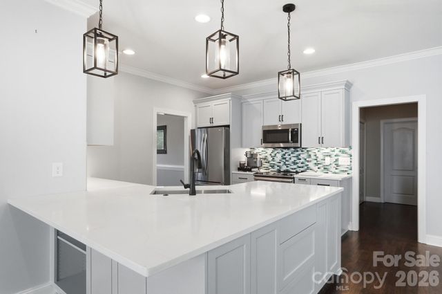 5508 Tillery Lane, Gastonia, NC 28056