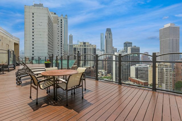 1150 N Lake Shore Drive 9J, Chicago, IL 60611