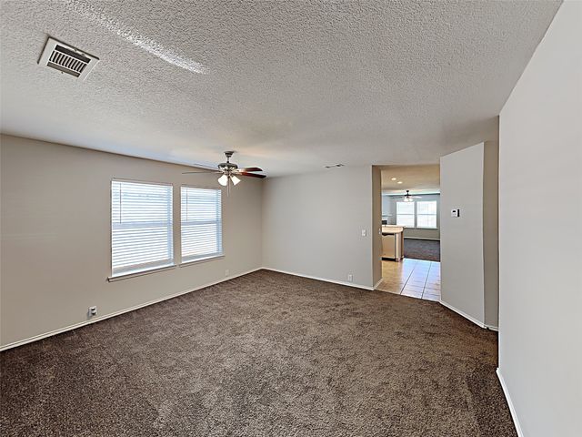 8901 King Ranch Drive, Cross Roads, TX 76227