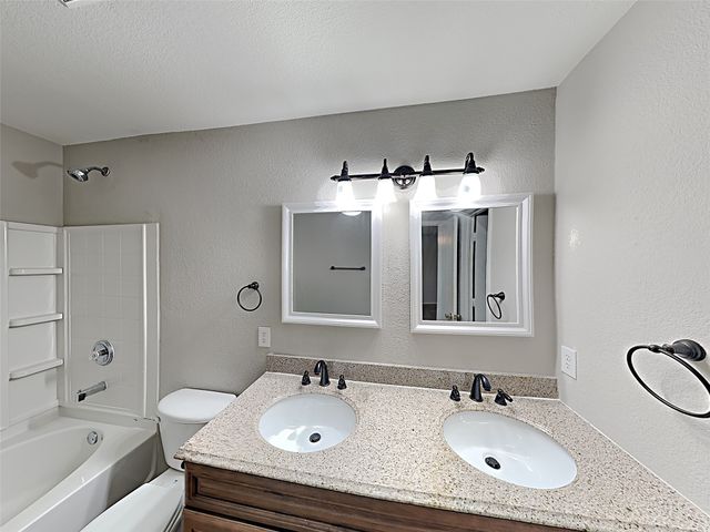 8901 King Ranch Drive, Cross Roads, TX 76227