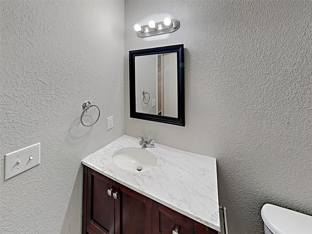 8901 King Ranch Drive, Cross Roads, TX 76227