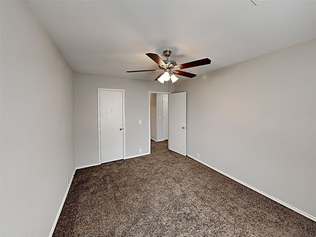8901 King Ranch Drive, Cross Roads, TX 76227
