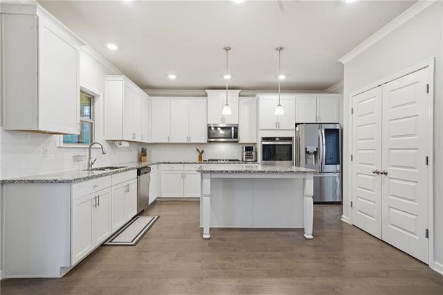 7534 Brook Rose Way, Stonecrest, GA 30038