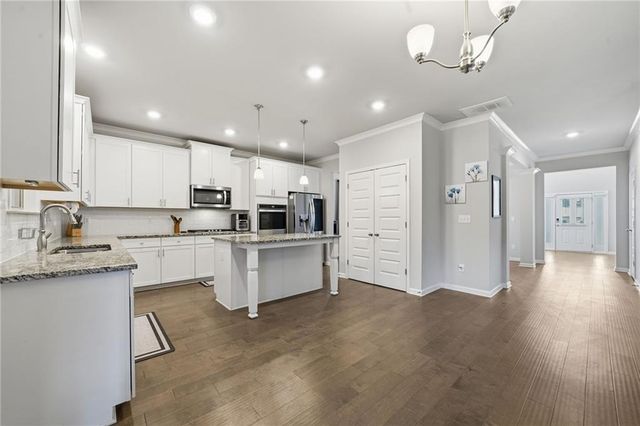 7534 Brook Rose Way, Stonecrest, GA 30038